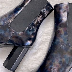 NIB Donald J. Pliner ‘Laila’ Patent Bootie